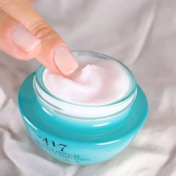 Infinite Motion - Mineral Aqua Perfection Face Moisturizer, 50ml (For Oily Skin) - Picture 9 of 10